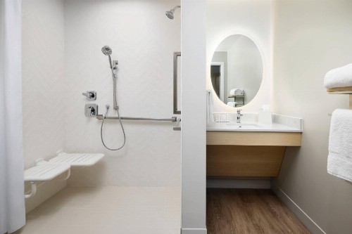TownePlace Suites by Marriott Plant City - image 25