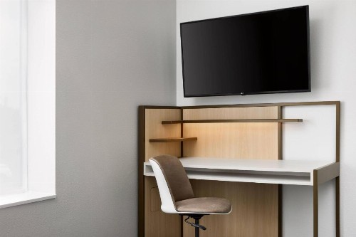 TownePlace Suites by Marriott Plant City - image 31