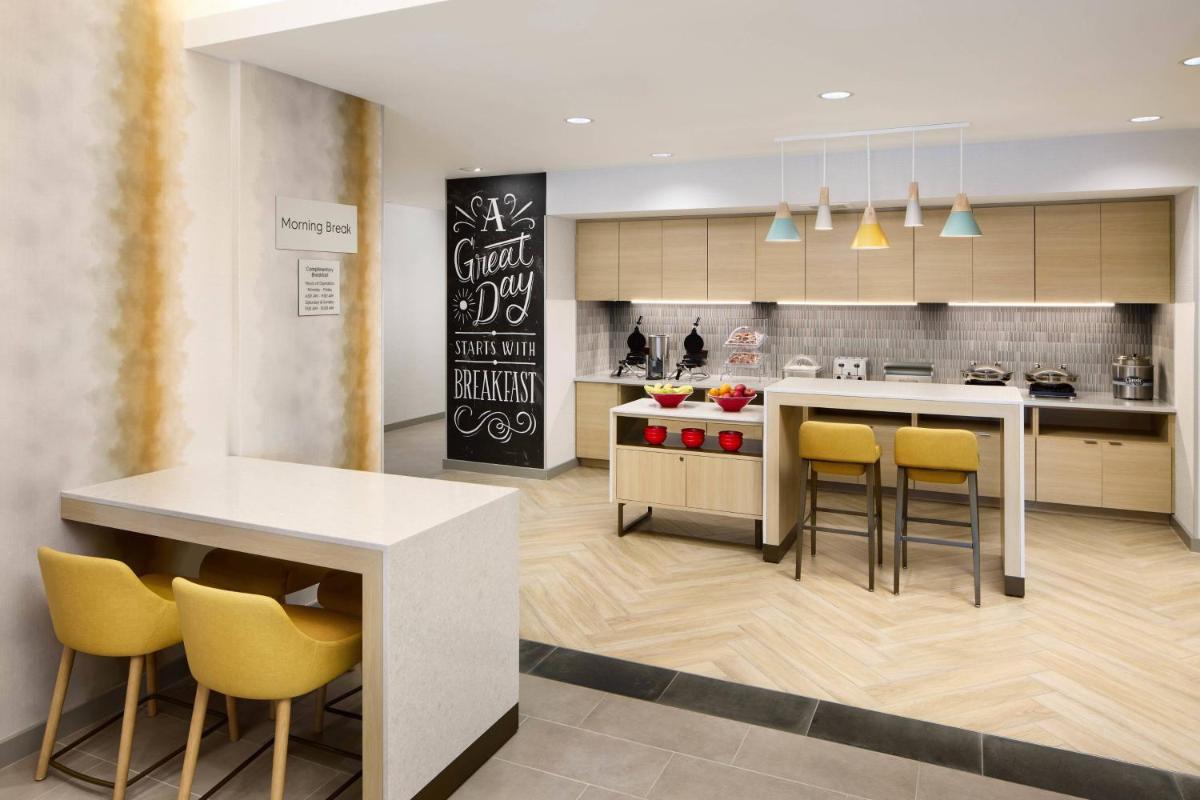 TownePlace Suites by Marriott Plant City - image 4