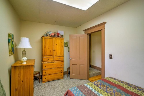 Downtown Tannersville Apt - 3 Mi to Hunter Mtn - image 2