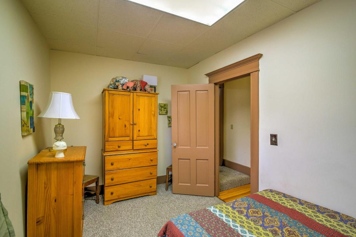 Downtown Tannersville Apt - 3 Mi to Hunter Mtn - image 2