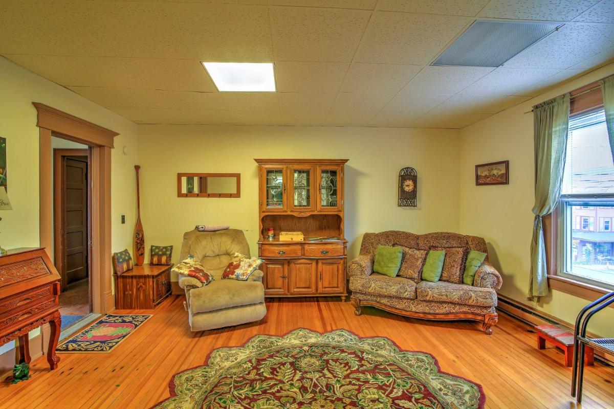 Downtown Tannersville Apt - 3 Mi to Hunter Mtn - image 3