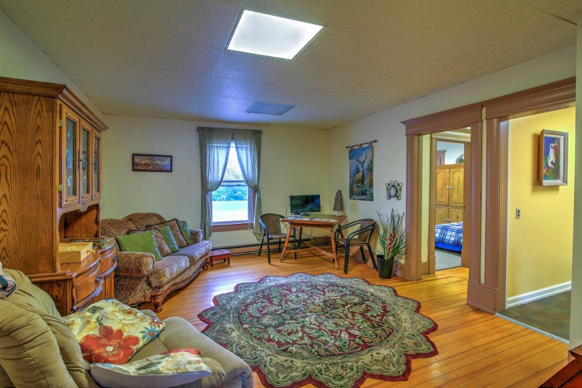 Downtown Tannersville Apt - 3 Mi to Hunter Mtn - image 4