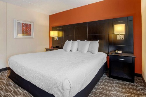 BEST WESTERN PLUS Poconos - image 5