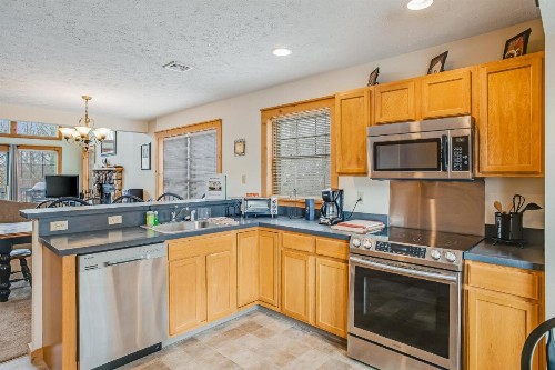 Northridge 209 - image 8