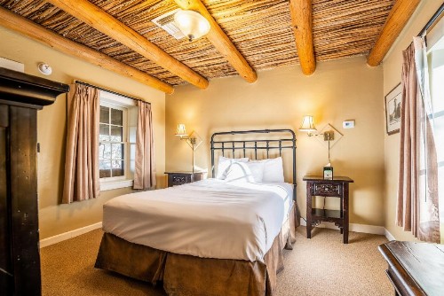 Tanque Verde Guest Ranch - image 16