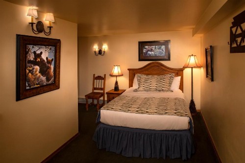 Alpine Village Suites - image 31