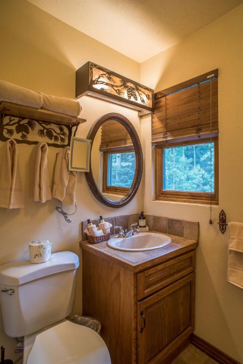 Alpine Village Suites - image 35