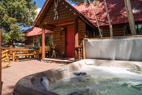 Alpine Village Suites - image 38