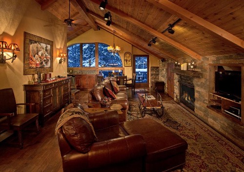 Alpine Village Suites - image 4