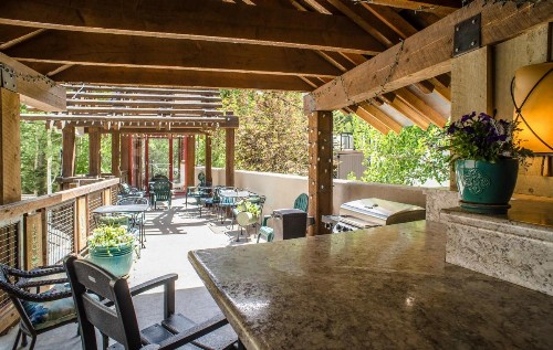Alpine Village Suites - image 40