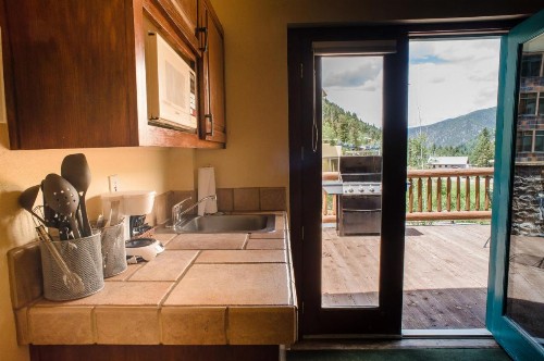 Alpine Village Suites - image 43
