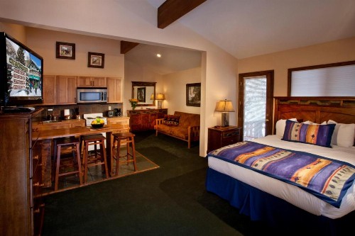 Alpine Village Suites - Cottam's Lodge - image 14