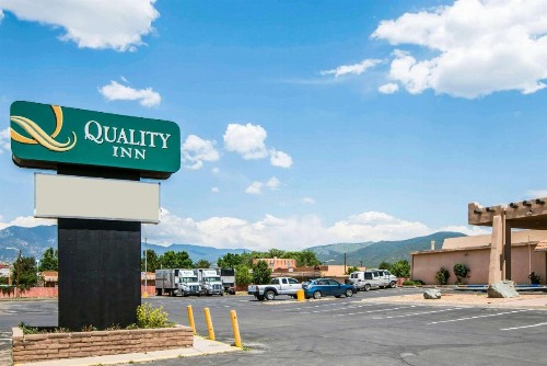 Quality Inn Taos - image 8