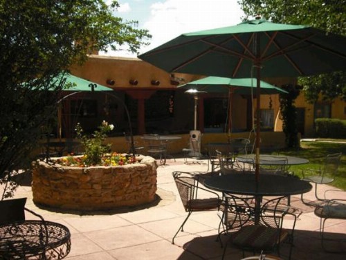 El Pueblo Lodge - image 19