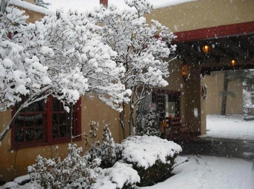 El Pueblo Lodge - image 2