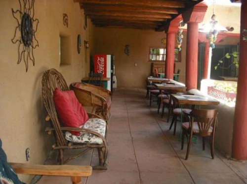 El Pueblo Lodge - image 4