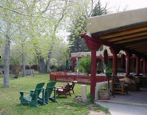 El Pueblo Lodge - image 5