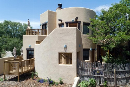 Inn on La Loma Plaza - image 12