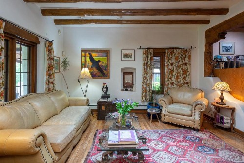 Inn on La Loma Plaza - image 36