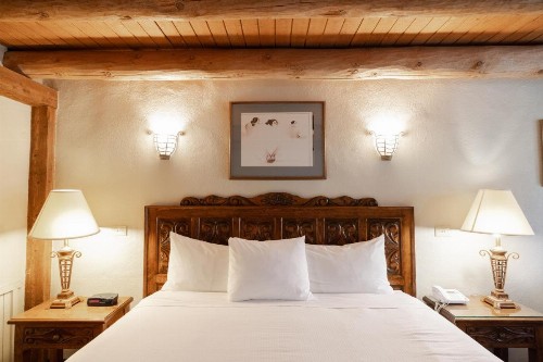 Sagebrush Inn & Suites - image 35