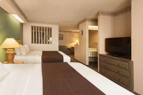 Sagebrush Inn & Suites - image 46