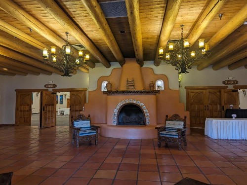 Sagebrush Inn & Suites - image 50