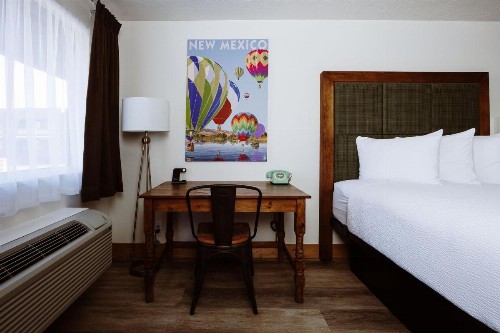 Taos Valley Lodge - image 45