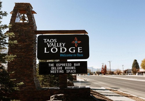 Taos Valley Lodge - image 47
