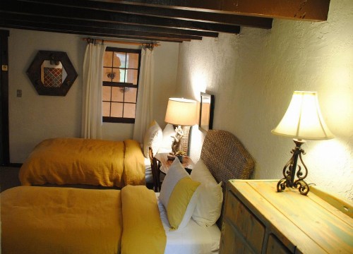 Old Taos Guesthouse B&B - image 41