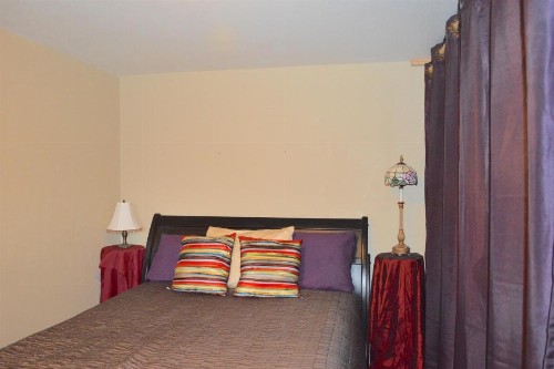 Adorable Taos Townhome - image 3