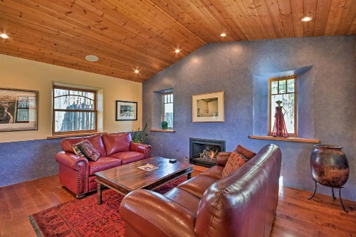 Taos House with Yard - Walk to Historic Taos Plaza! - image 11