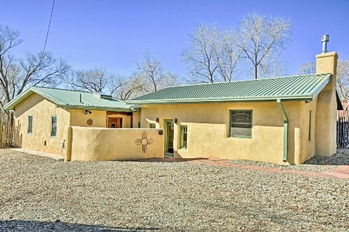 Taos House with Yard - Walk to Historic Taos Plaza! - image 12