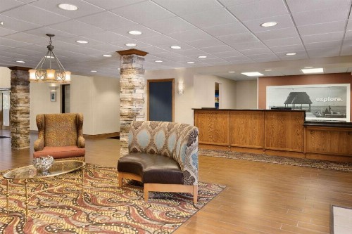 Hampton Inn & Suites Tarpon Springs - image 2