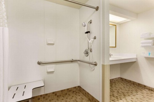 Hampton Inn & Suites Tarpon Springs - image 25