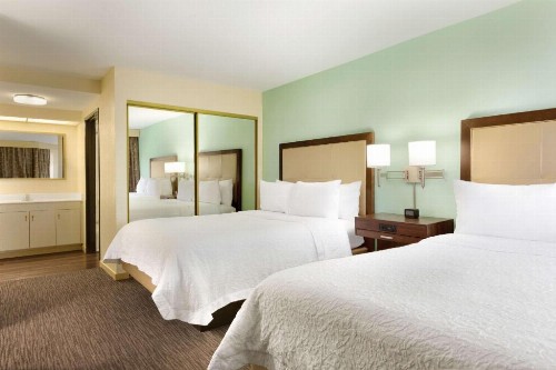 Hampton Inn & Suites Tarpon Springs - image 32