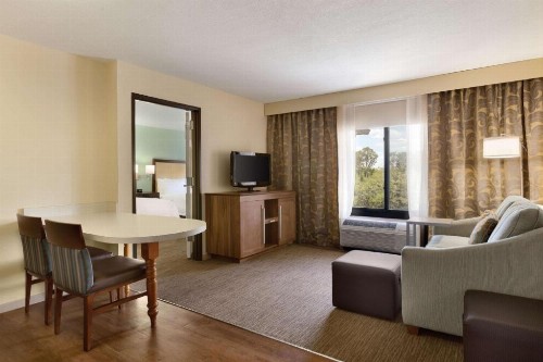 Hampton Inn & Suites Tarpon Springs - image 35