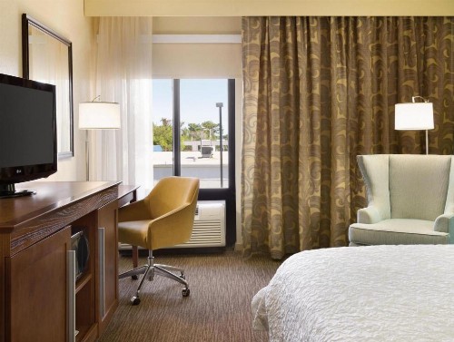 Hampton Inn & Suites Tarpon Springs - image 39
