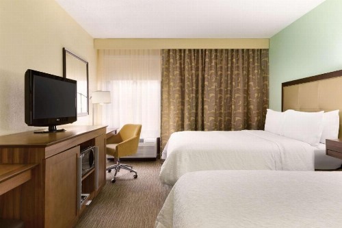 Hampton Inn & Suites Tarpon Springs - image 49