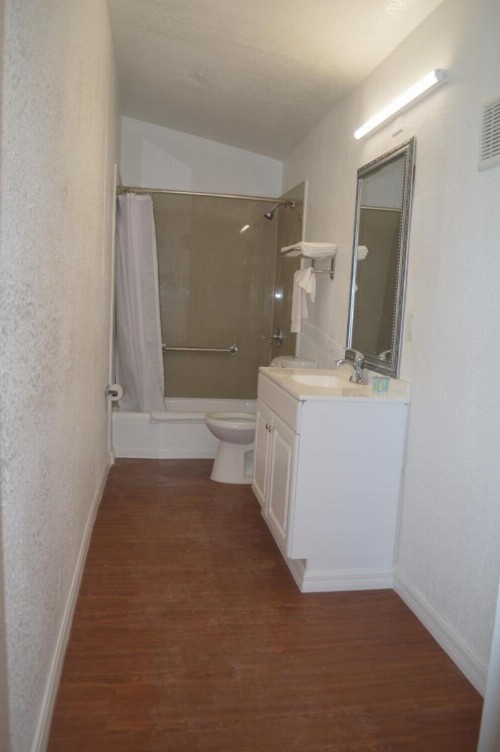 Tarpon Inn - image 17