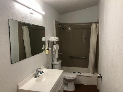 Tarpon Inn - image 26