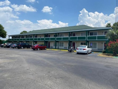 Inn On The Green Florida - image 10