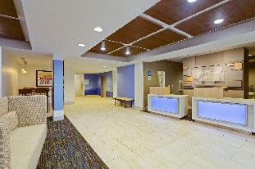 Holiday Inn Express & Suites Tavares an IHG Hotel - image 14