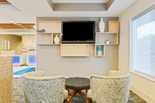 Holiday Inn Express & Suites Tavares an IHG Hotel - image 16