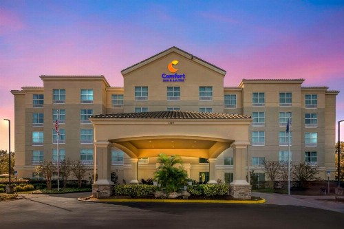 Comfort Inn & Suites Tavares North - image 8