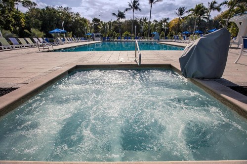 Ocean Pointe Suites at Key Largo - image 2