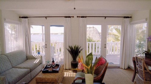 Coconut Palm Inn - image 25