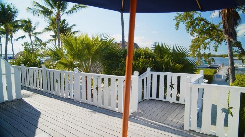 Coconut Palm Inn - image 3