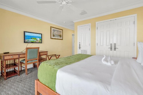 Dove Creek Resort & Marina - image 9