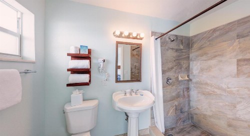Creekside Inn Islamorada - image 36